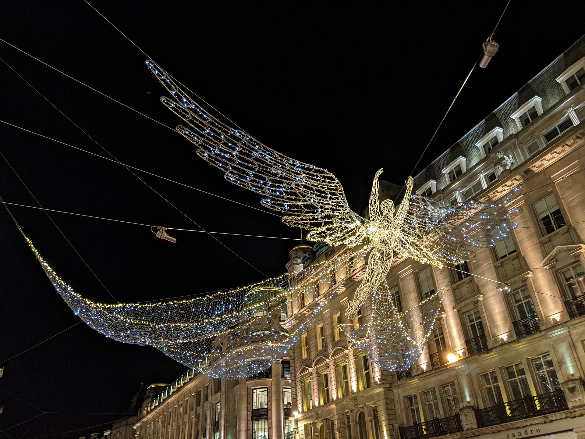 Christmas lights in Regent Street, London, 2022.jpg
