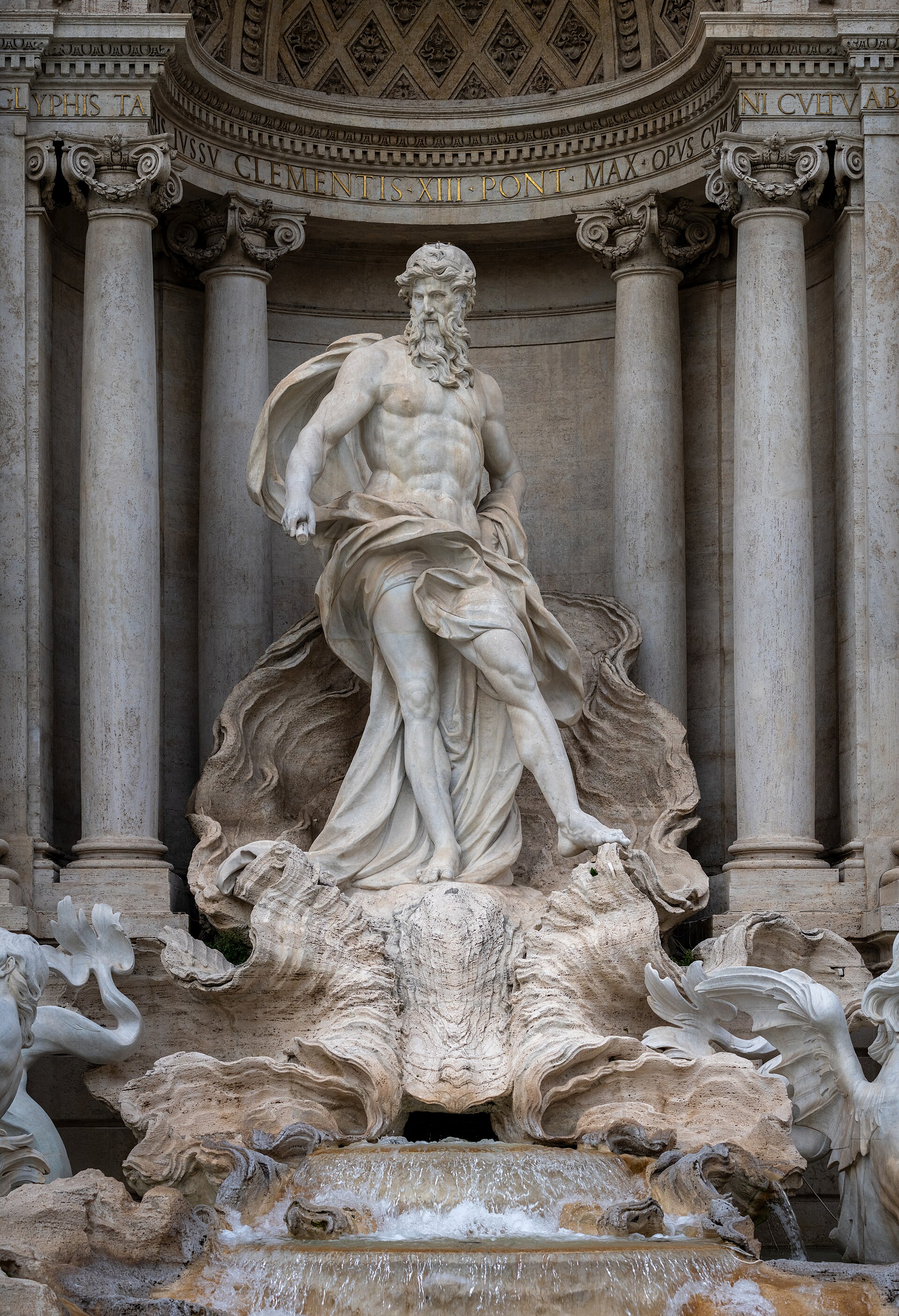 Oceanus (Trevi fountain).jpg