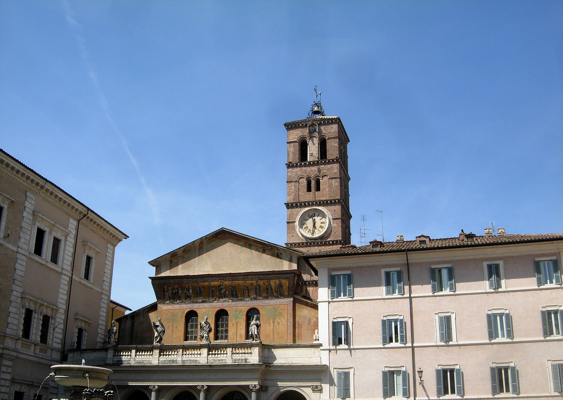Basilica-Santa-Maria-in-Trastevere-Rome-May-2009.jpg