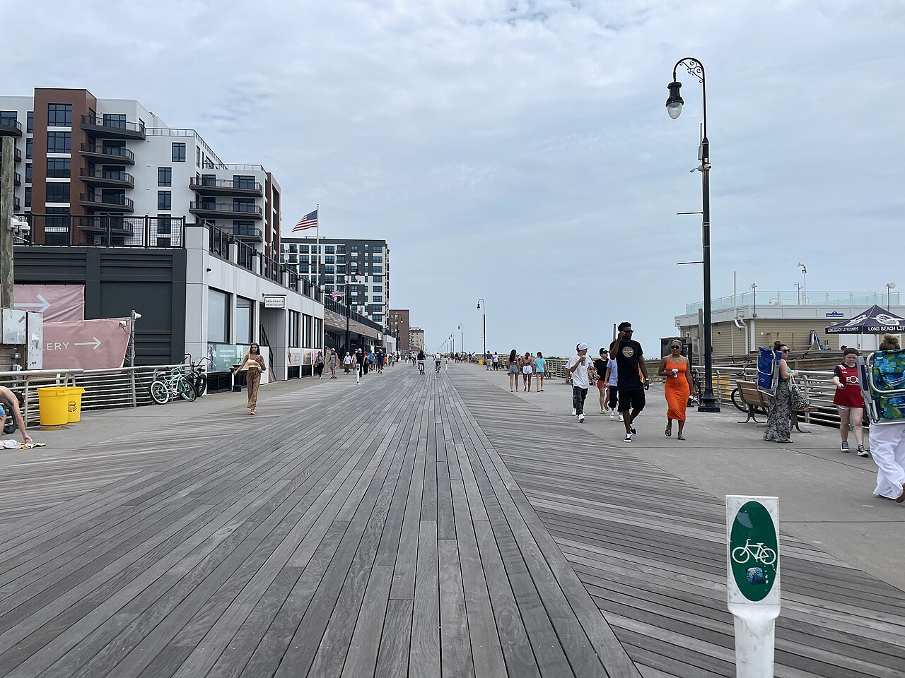 Long Beach Boardwalk @ Riverside Boulevard entrance, 2024-07-07, New York 02