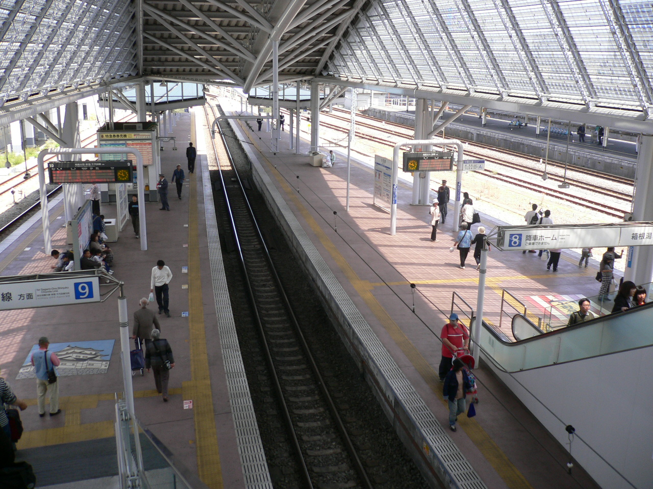 Odawara-eki-2005-5-4 13